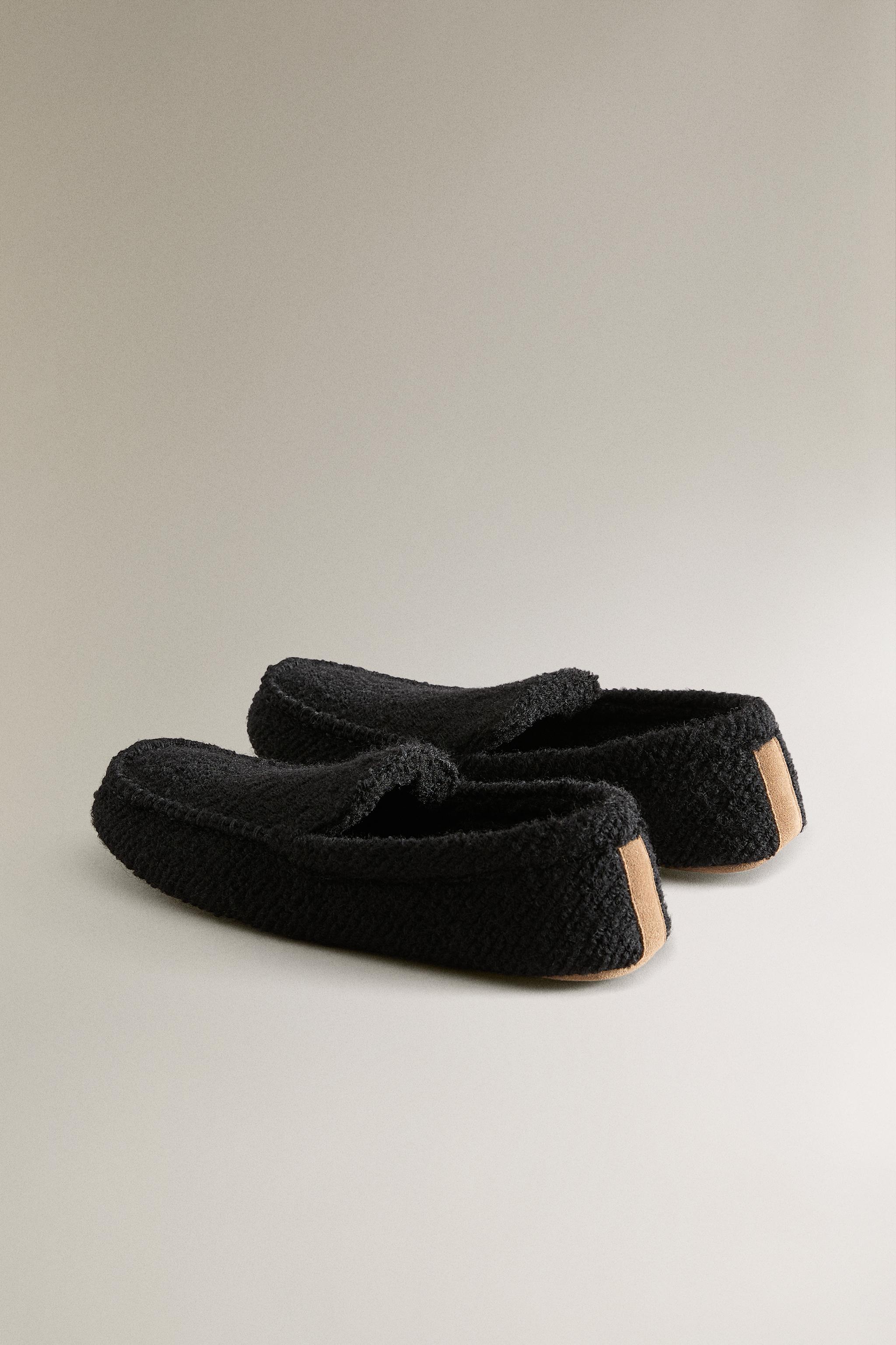 WARM LOAFERS WITH LEATHER SOLE